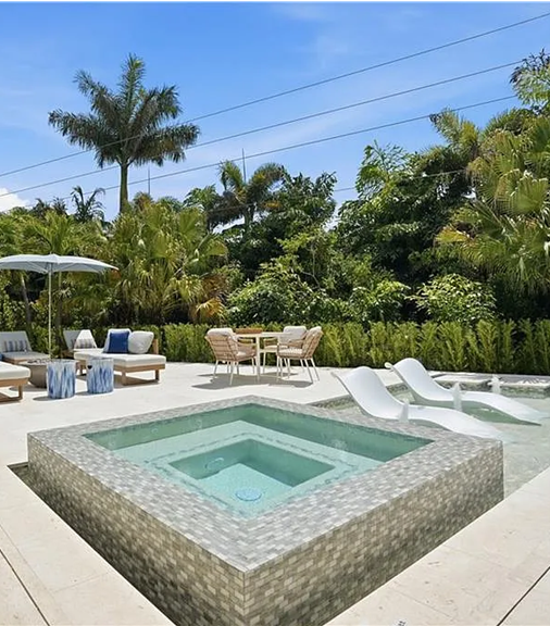 residential pool build
